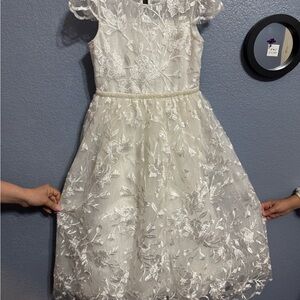 Elegant White Lace Kids Dress
